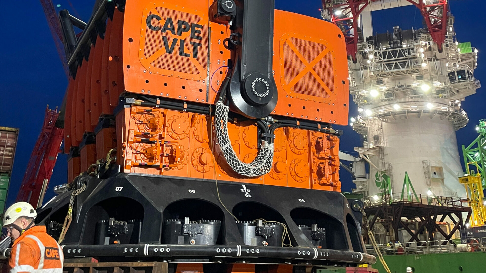CAPE Holland, Vibrotary Lifting Tool; CAPE VLT FOR COASTAL VIRGINIA OFFSHORE WIN...